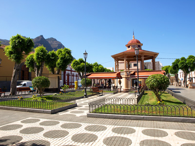 Los Silos Plaza